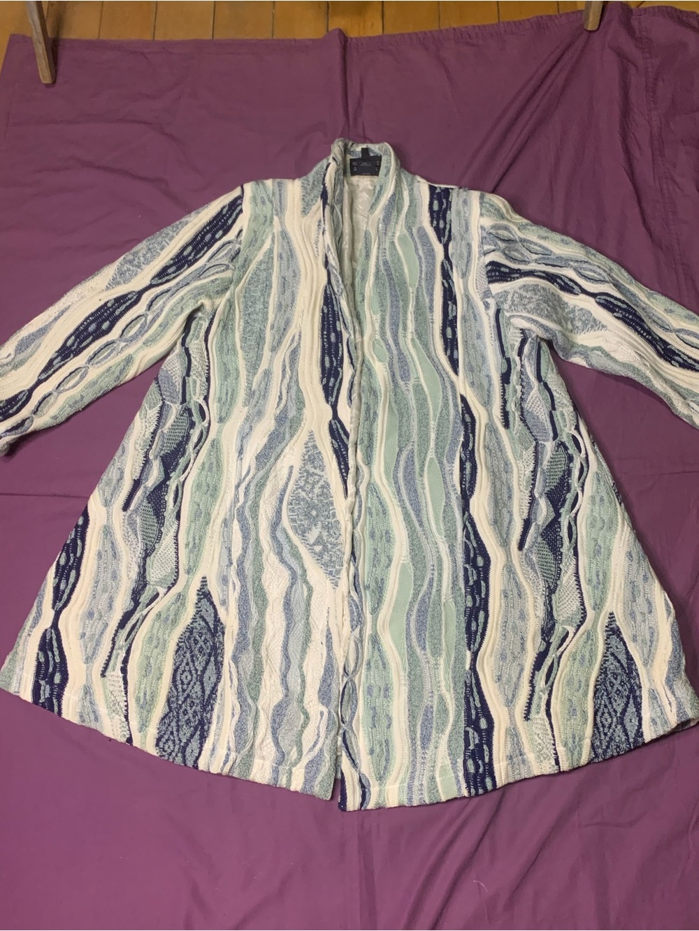 Multible COOGI Multicolor Wave Knit swing coats